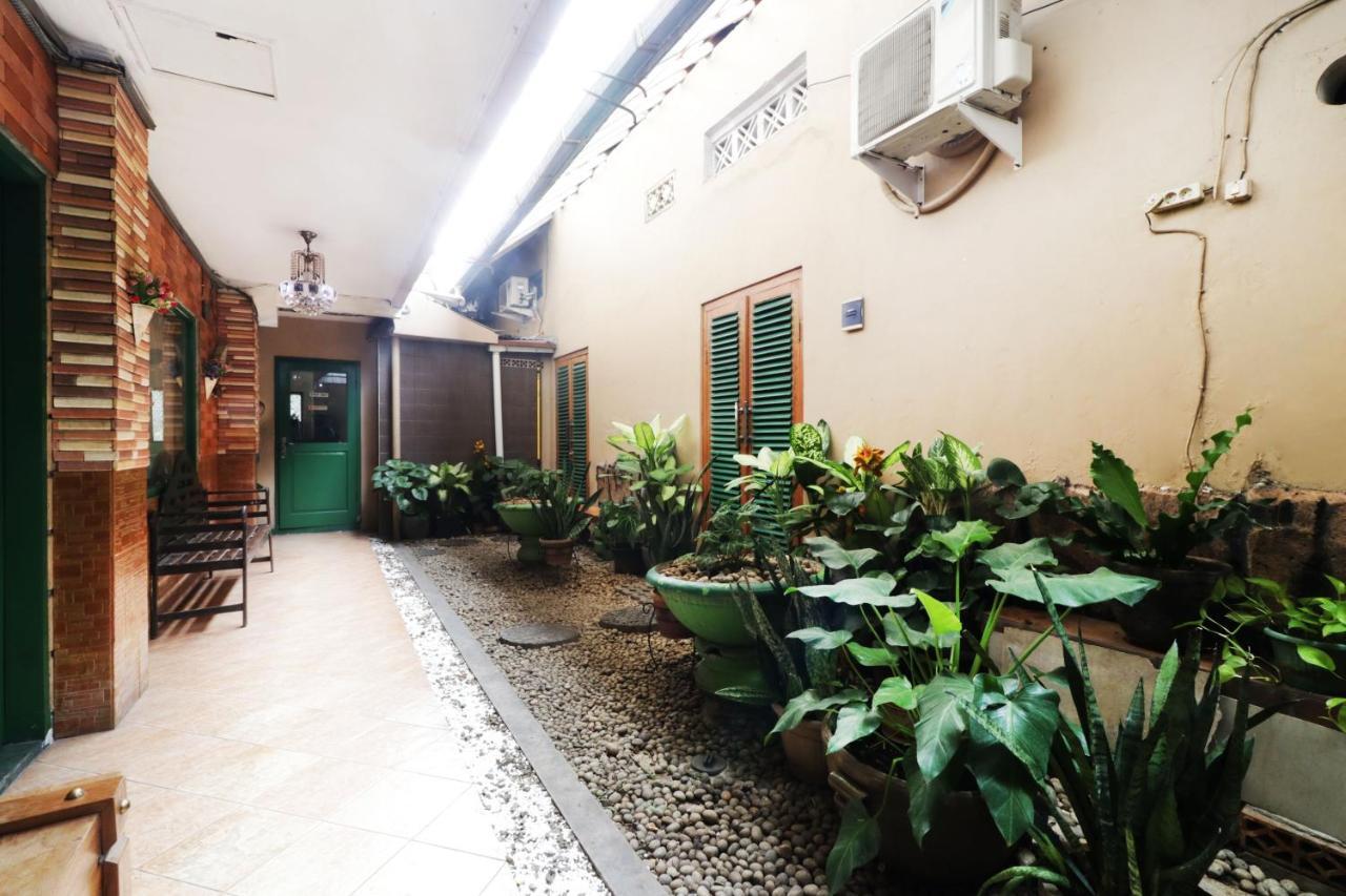 Hotel Alamanda Dżakarta Zewnętrze zdjęcie